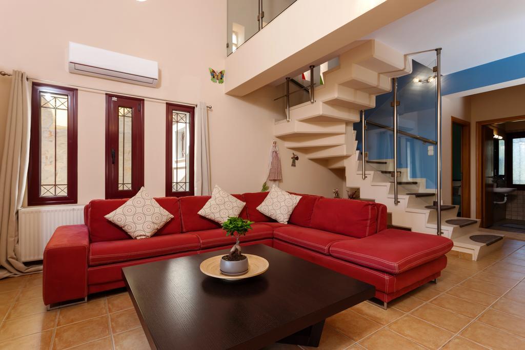 Evalexia Villa - Luxury Villa With Private Pool Near Laganas Perfect For Groups By Villa Mana Gers Каламакион Экстерьер фото